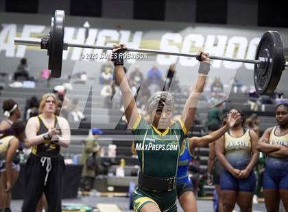 Thumbnail 2 in FHSAA Class 2A District Final photogallery.