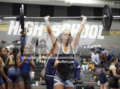 Thumbnail 3 in FHSAA Class 2A District Final photogallery.