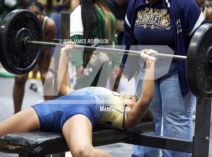 Thumbnail 2 in FHSAA Class 2A District Final photogallery.