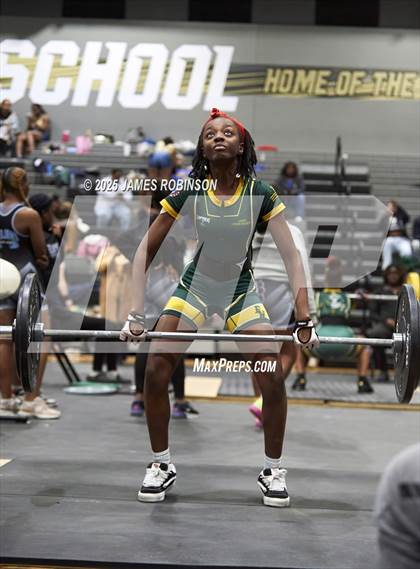 Thumbnail 1 in FHSAA Class 2A District Final photogallery.
