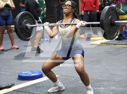 Thumbnail 3 in FHSAA Class 2A District Final photogallery.