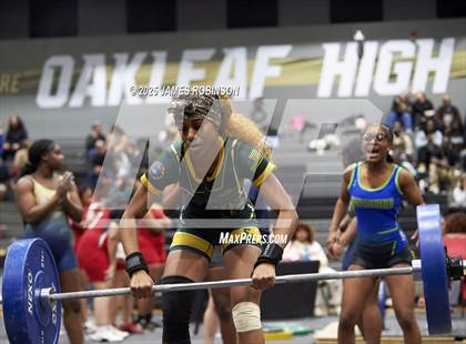 Thumbnail 3 in FHSAA Class 2A District Final photogallery.