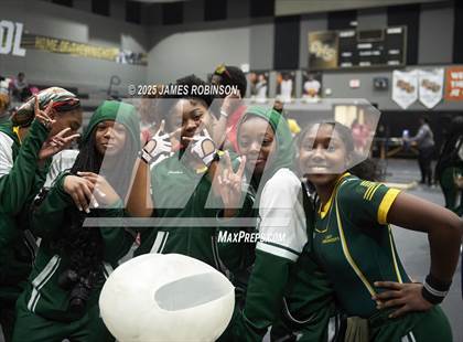 Thumbnail 3 in FHSAA Class 2A District Final photogallery.