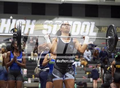 Thumbnail 2 in FHSAA Class 2A District Final photogallery.