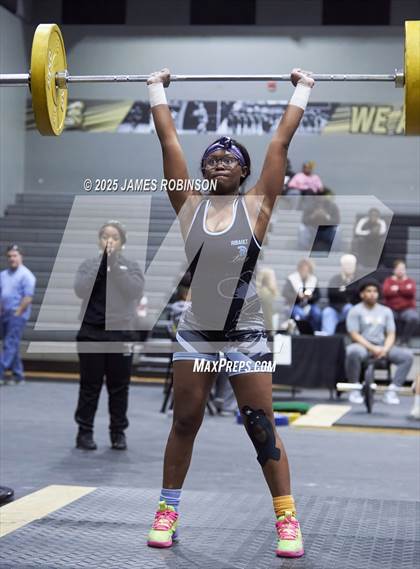 Thumbnail 1 in FHSAA Class 2A District Final photogallery.