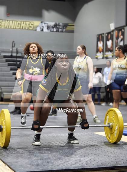 Thumbnail 3 in FHSAA Class 2A District Final photogallery.
