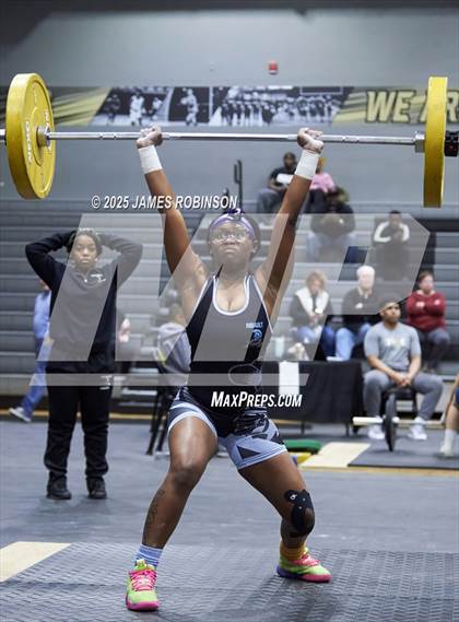 Thumbnail 3 in FHSAA Class 2A District Final photogallery.