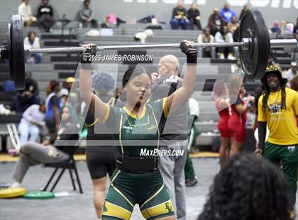 Thumbnail 1 in FHSAA Class 2A District Final photogallery.