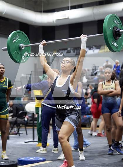 Thumbnail 2 in FHSAA Class 2A District Final photogallery.