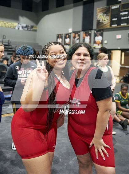 Thumbnail 1 in FHSAA Class 2A District Final photogallery.
