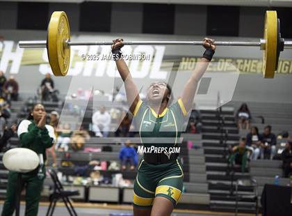 Thumbnail 3 in FHSAA Class 2A District Final photogallery.