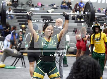 Thumbnail 2 in FHSAA Class 2A District Final photogallery.