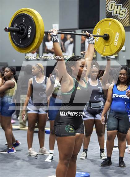 Thumbnail 1 in FHSAA Class 2A District Final photogallery.