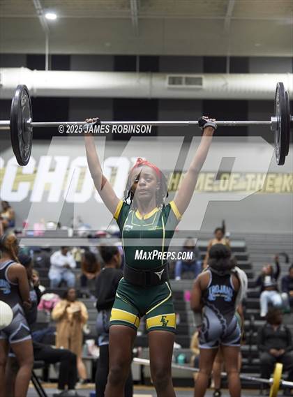 Thumbnail 2 in FHSAA Class 2A District Final photogallery.