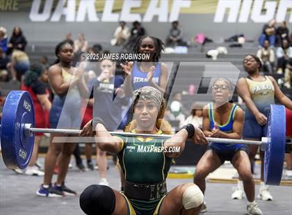 Thumbnail 1 in FHSAA Class 2A District Final photogallery.