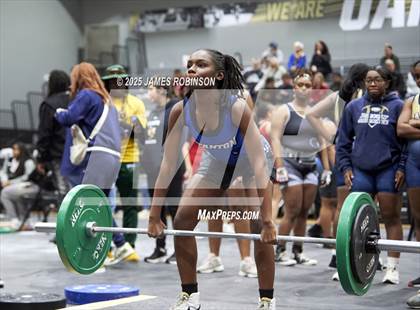 Thumbnail 1 in FHSAA Class 2A District Final photogallery.