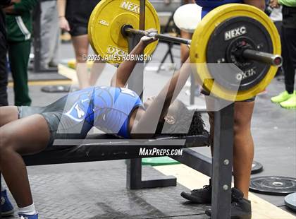 Thumbnail 1 in FHSAA Class 2A District Final photogallery.