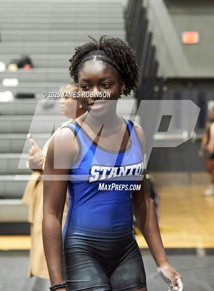 Thumbnail 3 in FHSAA Class 2A District Final photogallery.