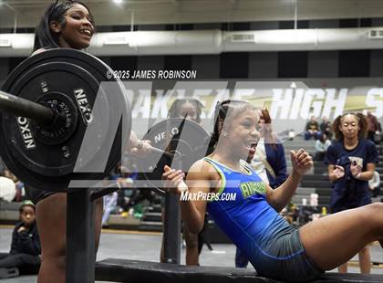 Thumbnail 1 in FHSAA Class 2A District Final photogallery.