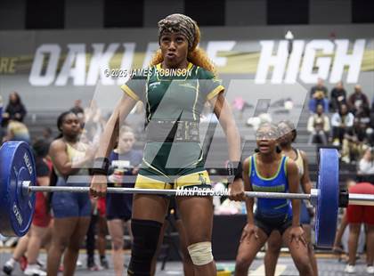 Thumbnail 3 in FHSAA Class 2A District Final photogallery.