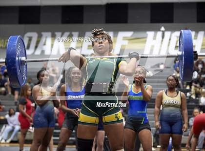 Thumbnail 2 in FHSAA Class 2A District Final photogallery.