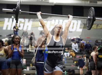 Thumbnail 2 in FHSAA Class 2A District Final photogallery.