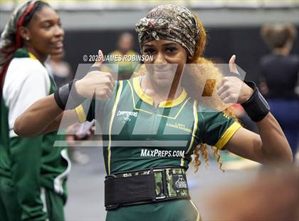Thumbnail 3 in FHSAA Class 2A District Final photogallery.