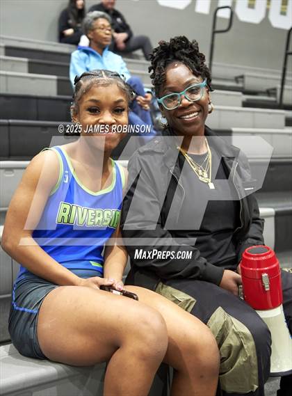 Thumbnail 2 in FHSAA Class 2A District Final photogallery.