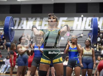 Thumbnail 2 in FHSAA Class 2A District Final photogallery.