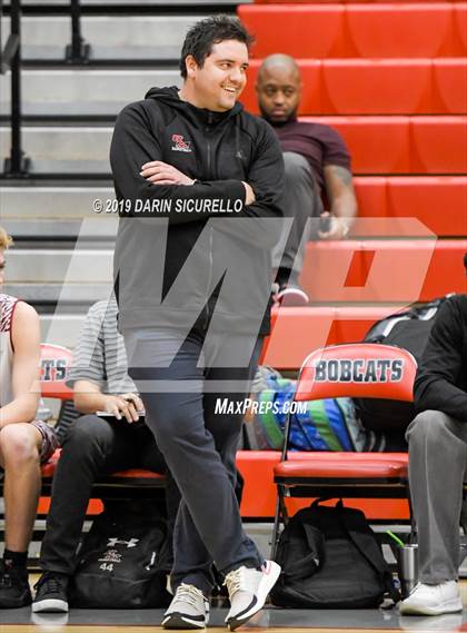 Thumbnail 2 in Central vs Red Mountain (PUHSD Coyote Classic Tournament) photogallery.