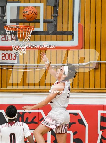Thumbnail 1 in Central vs Red Mountain (PUHSD Coyote Classic Tournament) photogallery.