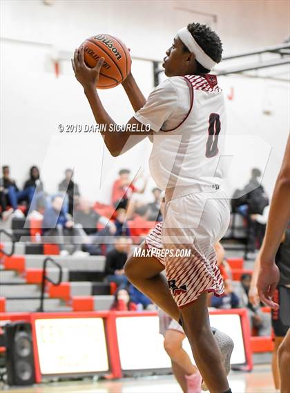 Thumbnail 3 in Central vs Red Mountain (PUHSD Coyote Classic Tournament) photogallery.