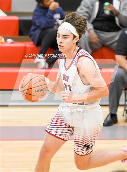 Thumbnail 1 in Central vs Red Mountain (PUHSD Coyote Classic Tournament) photogallery.