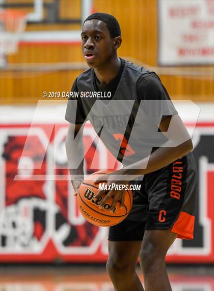 Thumbnail 3 in Central vs Red Mountain (PUHSD Coyote Classic Tournament) photogallery.