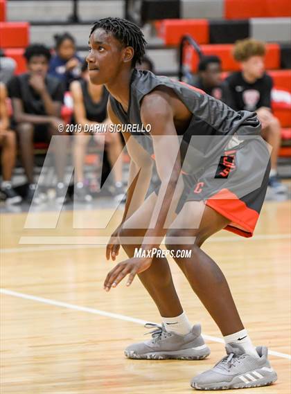 Thumbnail 3 in Central vs Red Mountain (PUHSD Coyote Classic Tournament) photogallery.
