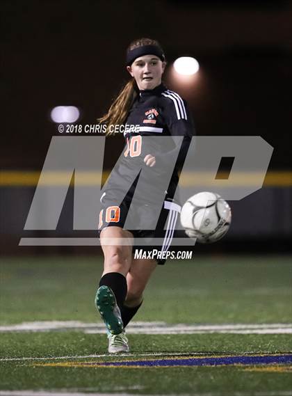 Thumbnail 1 in Geneseo vs. Marion (Section 5 Class C2 Final) photogallery.