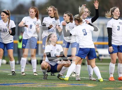 Thumbnail 2 in Geneseo vs. Marion (Section 5 Class C2 Final) photogallery.