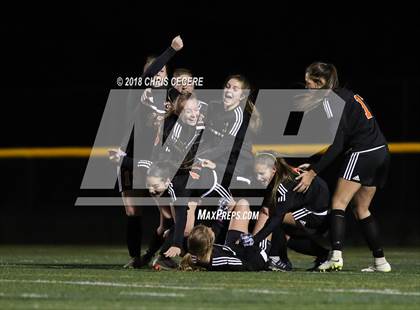 Thumbnail 3 in Geneseo vs. Marion (Section 5 Class C2 Final) photogallery.
