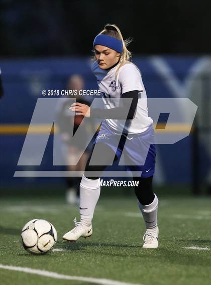 Thumbnail 1 in Geneseo vs. Marion (Section 5 Class C2 Final) photogallery.