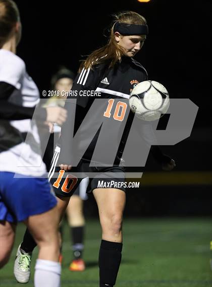 Thumbnail 1 in Geneseo vs. Marion (Section 5 Class C2 Final) photogallery.
