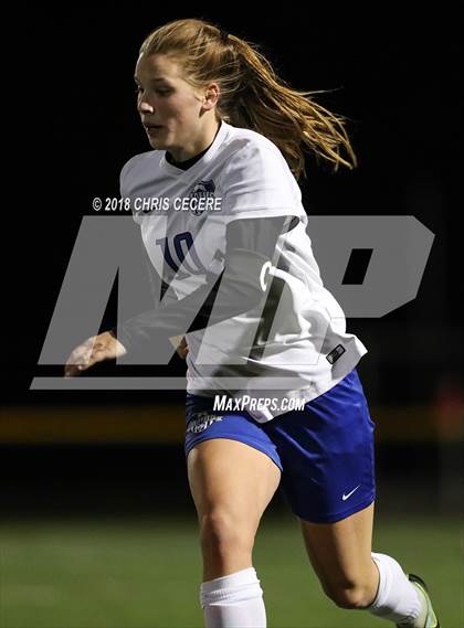 Thumbnail 1 in Geneseo vs. Marion (Section 5 Class C2 Final) photogallery.
