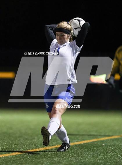 Thumbnail 2 in Geneseo vs. Marion (Section 5 Class C2 Final) photogallery.