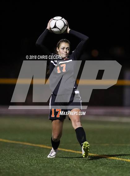 Thumbnail 3 in Geneseo vs. Marion (Section 5 Class C2 Final) photogallery.