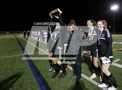 Thumbnail 3 in Geneseo vs. Marion (Section 5 Class C2 Final) photogallery.