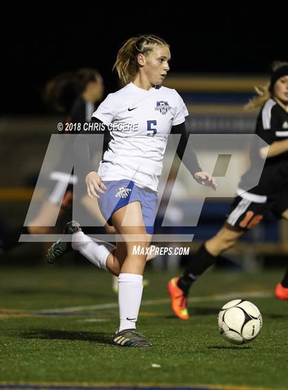 Thumbnail 3 in Geneseo vs. Marion (Section 5 Class C2 Final) photogallery.