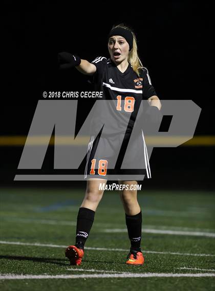 Thumbnail 3 in Geneseo vs. Marion (Section 5 Class C2 Final) photogallery.
