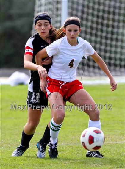 Thumbnail 2 in The Woodlands vs Cedar Ridge (TWHS Lady Highlander Invitational) photogallery.