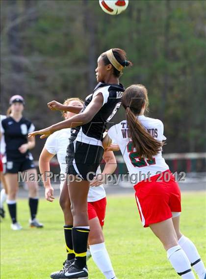 Thumbnail 2 in The Woodlands vs Cedar Ridge (TWHS Lady Highlander Invitational) photogallery.