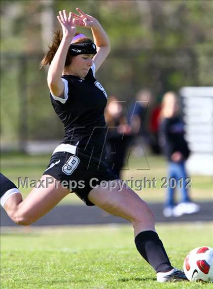 Thumbnail 3 in The Woodlands vs Cedar Ridge (TWHS Lady Highlander Invitational) photogallery.