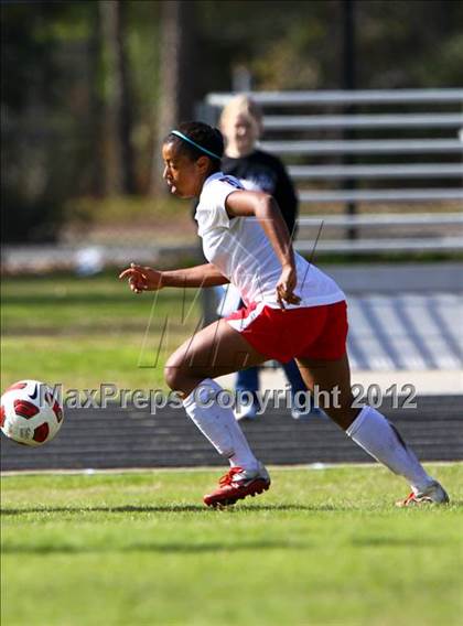 Thumbnail 3 in The Woodlands vs Cedar Ridge (TWHS Lady Highlander Invitational) photogallery.